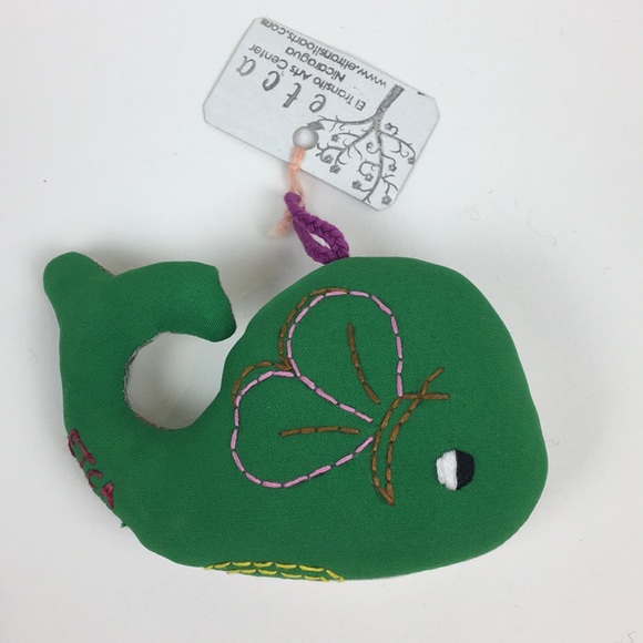 One handmade whale 🐳 keychain ornament - Picture 2 of 5